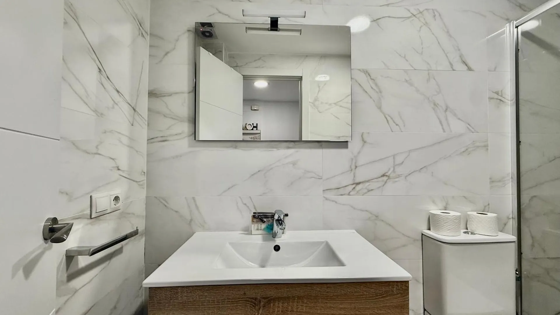 Nue - Nuevo, 2 Dormitorios, Wifi, Smart Tv, Playa Fuengirola 0*,  Ισπανία
